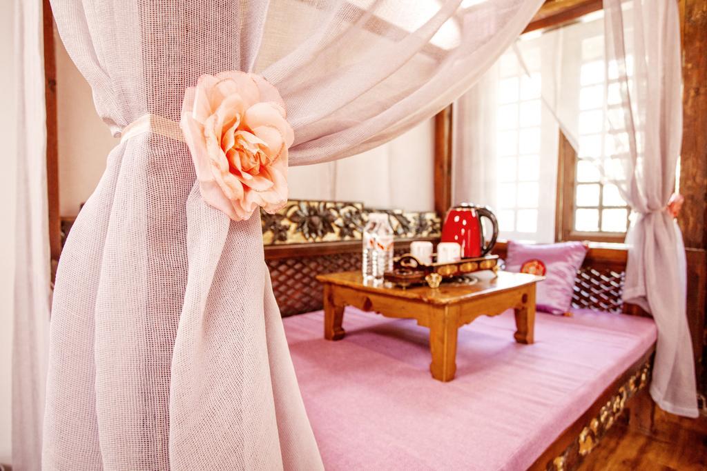 XI Tang Exquisite Hotel Лицзян Номер фото
