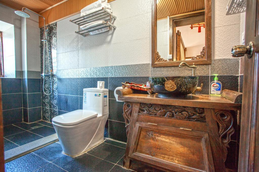 XI Tang Exquisite Hotel Лицзян Номер фото